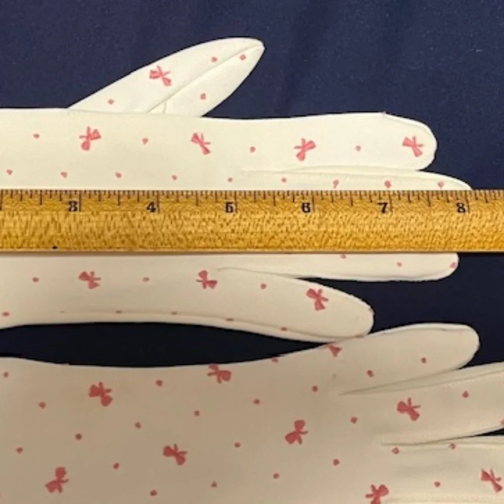 VTG Dressy White w/Pink Embroidered Ribbons Wristlet Gloves Petite Size 6